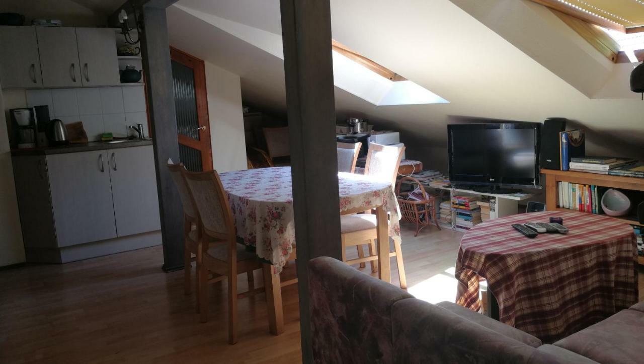Privat overnatting Ausras Mansarde Nida